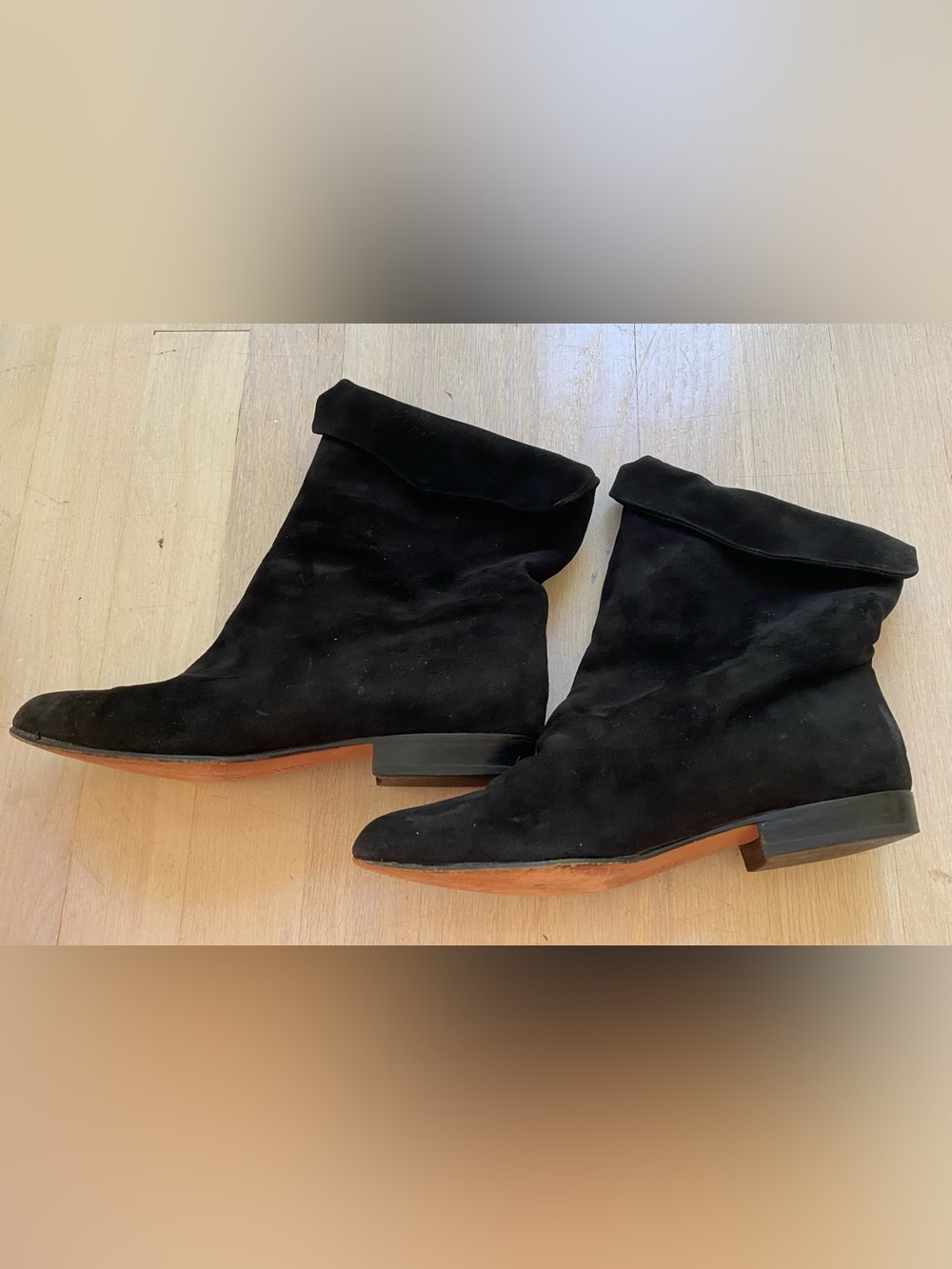 Vintage Women's Black Suede Ankle Boots — Classic Italian Leather Sole